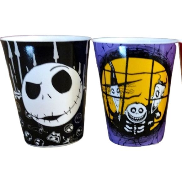 The Nightmare Before Christmas Set of 4 Reusable 1.5oz Shot Cups NWT - Picture 2 of 14